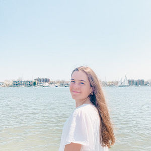 Meet your Posher, Lauren